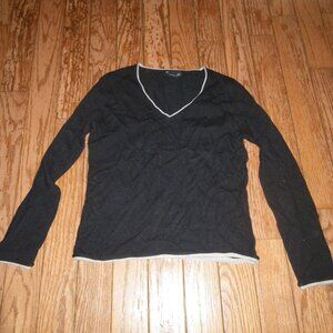Women's 100% Cashmere V-Neck Sweater